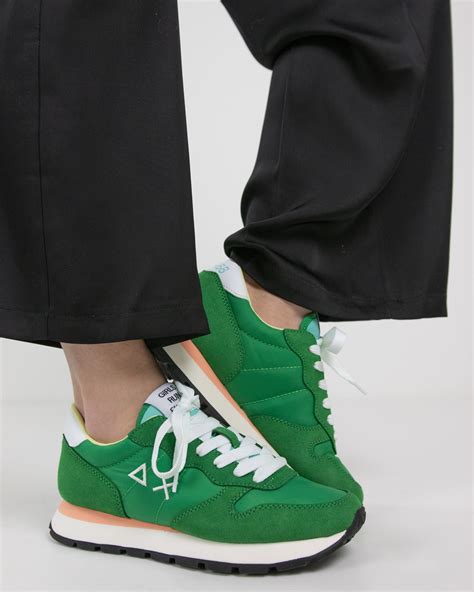 Groene sneakers voor dames .